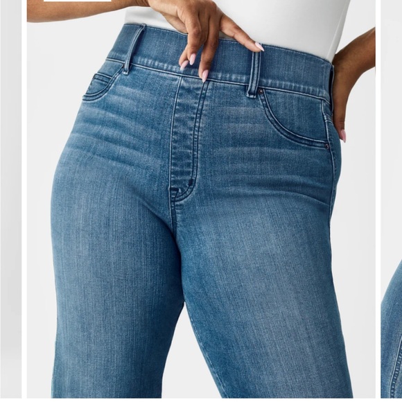 NEW! SPANX Kick Flare Jeans VINTAGE INDIGO SIZE XLARGE 20541R 1014 - Picture 3 of 10